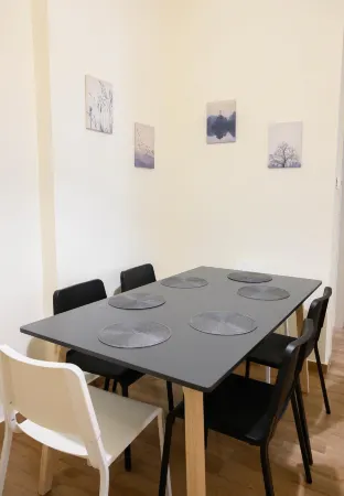 Stella s Minimal Lodge