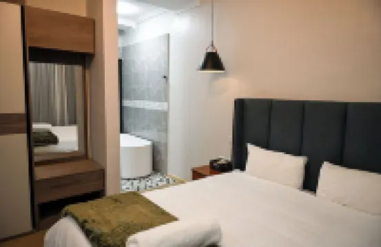 山湖度假村和水療中心 尼揚加酒店