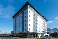 Holiday Inn Stevenage Hotels near Barclay Academy