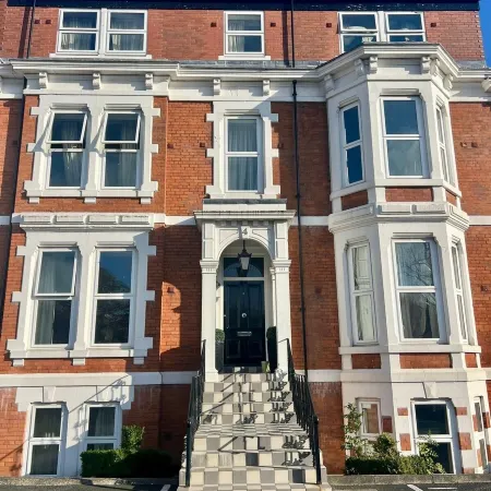 Kensington House by Warren Collection