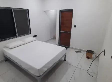 Gurukrupa Yatri Niwas Отели рядом с достопримечательностью «Statue of Unity | Unity Glow Garden»