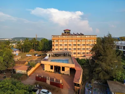 Nazri Hotel