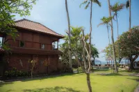 ดิ อาริราส รีสอร์ท โรงแรมใกล้หาด White Sand Beach