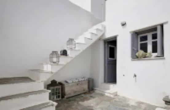 Tinos Experience the House