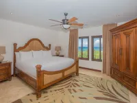 Pristine Bay 1108 4 Bedroom Home by RedAwning Hotele w: Pristine Bay