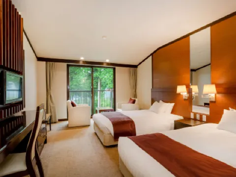 Diamond Hakone Society Hotels near Hakone Ropeway