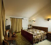 Agriani Hotel