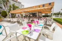 아파르타멘토스 투리스티코스 라스 로사스 데 카피스트라노