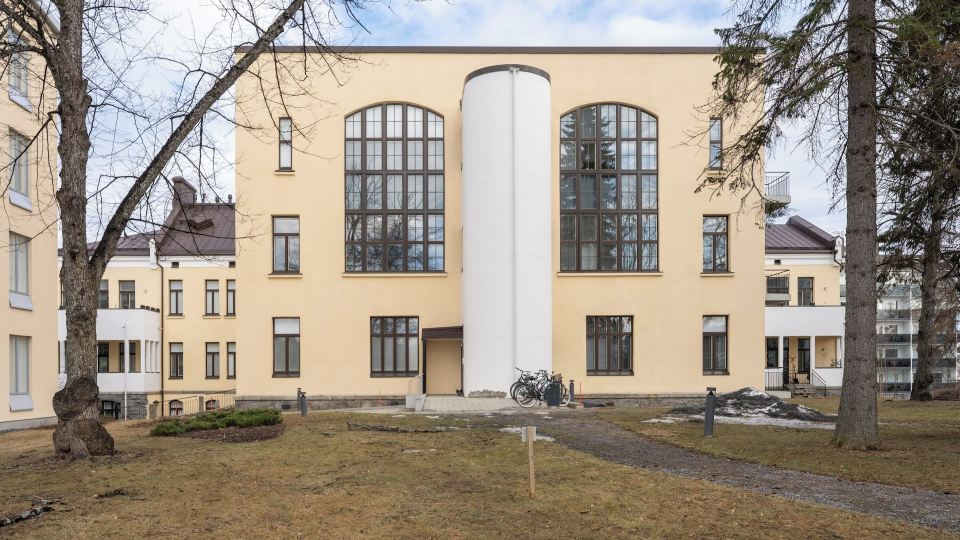 Historical 1BR Penthouse with Sauna