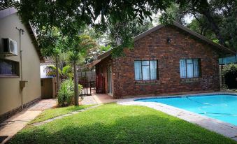 La Lucia Guest House