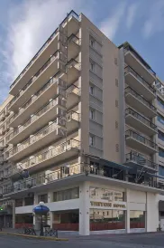 Triton Hotel Piraeus
