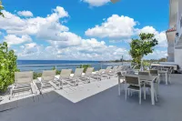 Bella Surf Inn Hotels in Aguacate