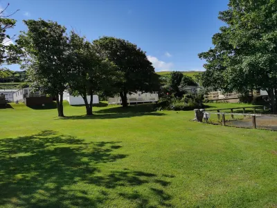 Snowdonia Sunbeach Holiday Sea and Mountain View