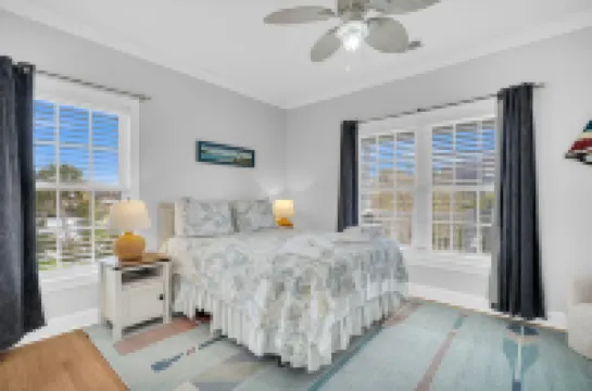 Private Pool and Screened Porch - Serene Coastal Haven