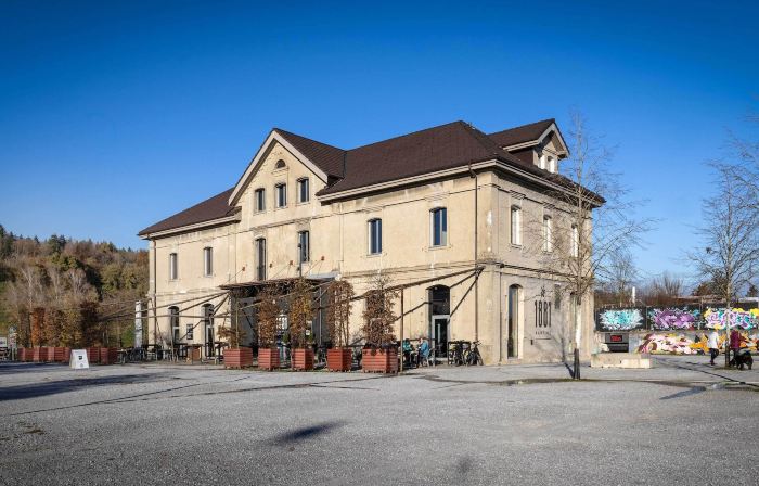 Aare Lodge Attisholz Self Check-in