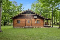 Cozy Retreat - Hot Tub, Firepit, Grill, Lake Access Hotels in Morgan County