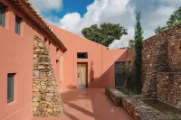 Vale Palheiro Earth Resort ! Soft Opening ! فنادق في Bordeira