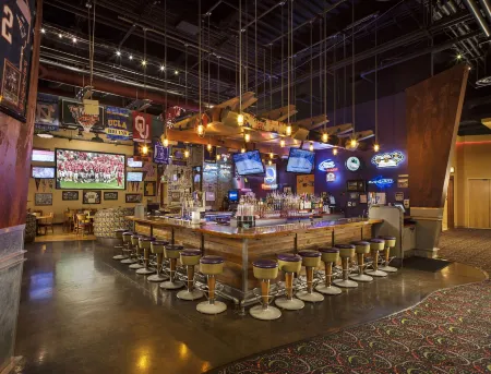 The Hotel at Black Oak Casino Resort Отели в г. Таоламн