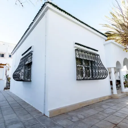 Villa Bord de Mer Piscine Chauff e et Terrasse