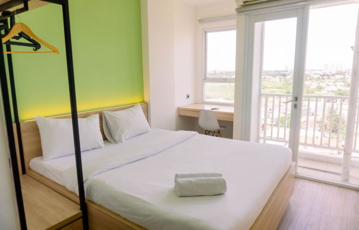 Homey and Cozy Living Studio Poris 88 Apartment