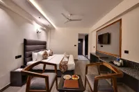 Click Sunburry Hotel Katra