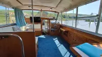 The Rose - 37ft Lakeside Yacht with Hot Tub - Homestays