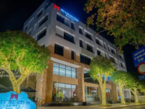 MT Collection Hotel Hotels near Quảng trường Đinh Tiên Hoàng