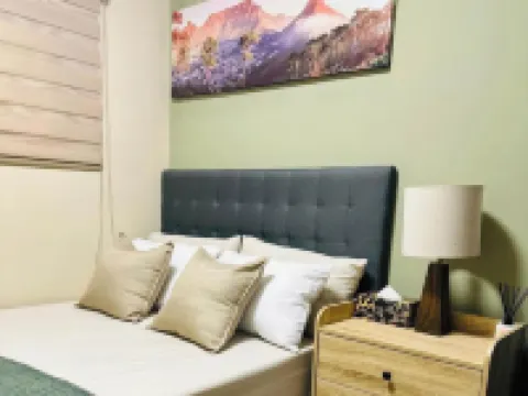 Cosy two Bedroom Apartment for Short and Long Stays Rental