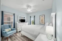 Pet Friendly Beach House - Sandy Toes by Panhandle Getaways Hotels in Port St. Joe