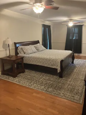 Three bedroom house in the country outside West Point with lots of living space