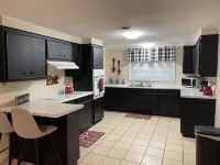 This stylish place is perfect for a family getaway. 5 minutes from KY Lake