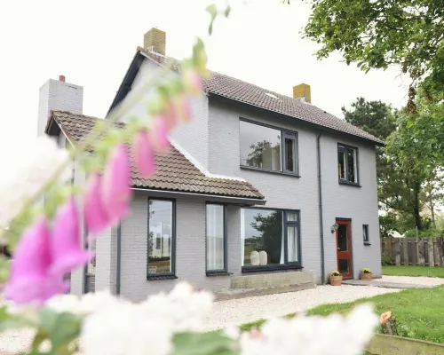 Spacious Villa with Garden Hotels in Callantsoog