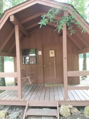 Rustic Cabin number 2 for a low price Hotels in Murfreesboro