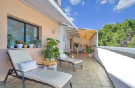 LUXURIOUS ROOF TERRACE