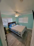 Family Friendly Indian Shores Beach Condo 2 minute walk to toes in the sand! Hotel in zona Suncoast Seabird Sanctuary