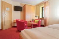 Landhotel Bayerwald Hotel dekat Technical University of Deggendorf