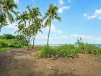 2BR Condo steps from the beach! Hotels in Junquillal