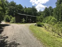 BEAUTIFUL LOG CABIN NEAR NEW RIVER HIKING STARGAZING WIFI NICE COUPLES RETREAT