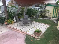 SPACIOUS  OCEAN FRONT PROPERTY-RUM POINT DRIVE w/Private Beach. Pet Friendly.... Hotels in North Side