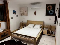 Small vacation villa, beach and barbecue :-)