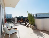 Palapa Suite # 5, walk to Eagle Beach