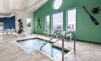 Comfort Suites at PAR 4 Resort