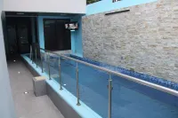 Aloft Room + Bathroom +kitchen+pool+washer+parking all private