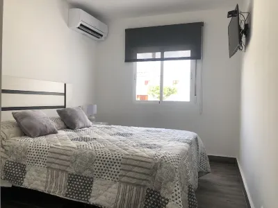 Ground floor bungalow LAGO JARDIN, LOS BALCONES, TORREVIEJA Hotel in zona Playa Torrevieja