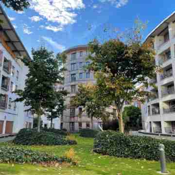 Entire Apartment in Heart of Dublin Others