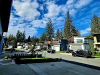 1 - BR Travellers  Basement Suite.NO Cleaning fee, Sumas Mountain Rd,Abbotsford Hotels in Abbotsford