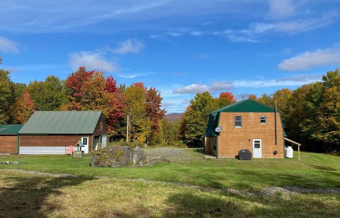 The Hilltop - DIRECT ATV - Snowmobile Trail Access