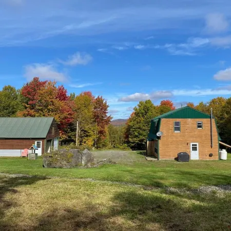 The Hilltop - DIRECT ATV - Snowmobile Trail Access