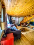 Cozy 4 Bedroom Cabin by the Lake