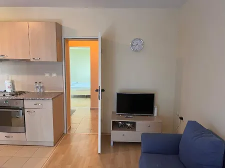 Poki Apartment - Bulgaria near Sunny Beach. Pet-Friendly. Отели в г. Несебыр